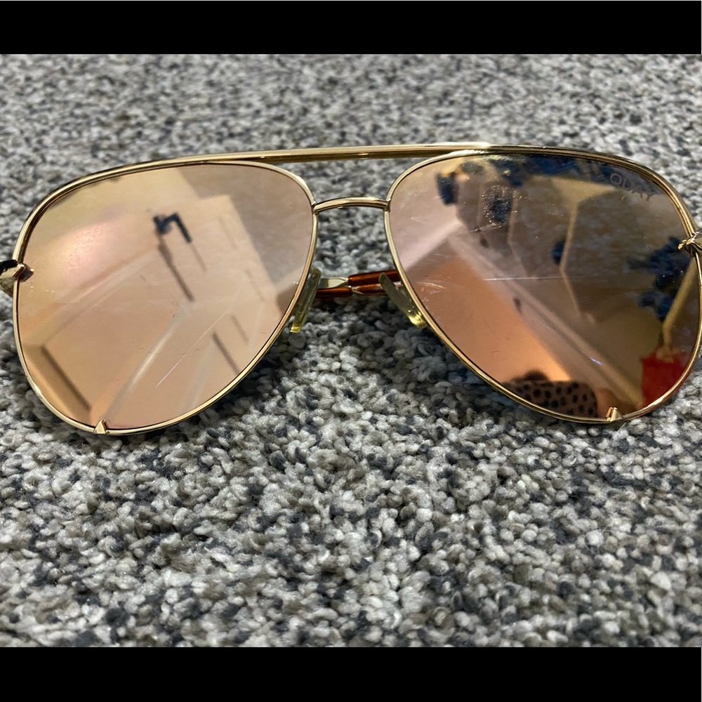 Quay rose gold aviators